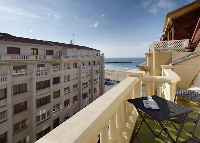Jai Alai Beach By Feelfreerentals